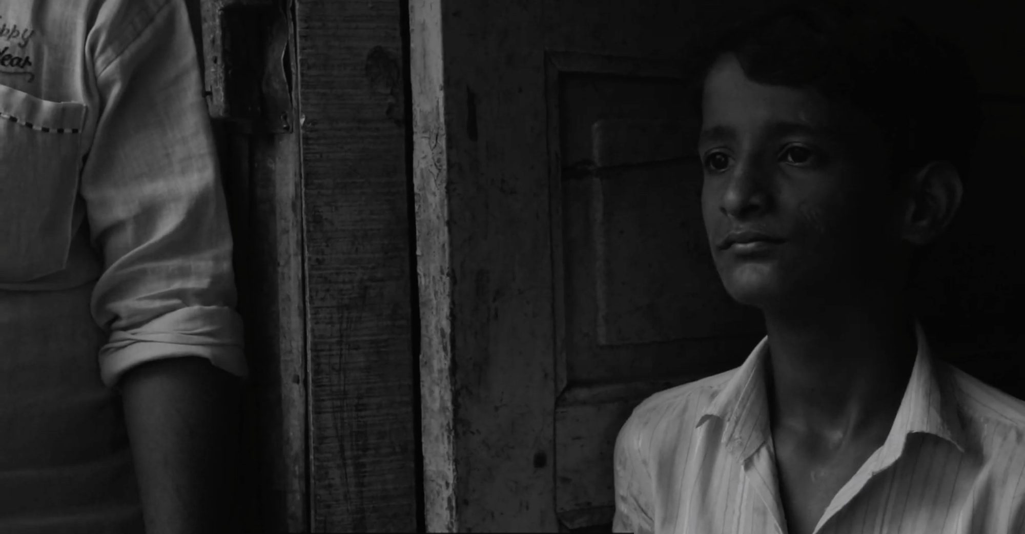 Documentary Grid Frame